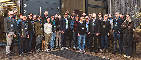 Das Projektteam und die Teilnehmenden beim Abschlussevent des Projekts. Mit dabei waren auch Forscher der Uni Würzburg.