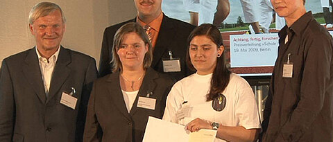 Prof. Engstler