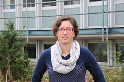 Dr. Ana Rit a Brochado, Leiterin einer Emmy-Noether-Nachwuchsgruppe am Biozentrum der Uni Würzburg, Mikrobiologie.