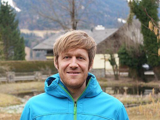 Portrait von Dr. Simon Ripperger