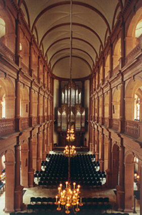 Innenansicht der Neubaukirche